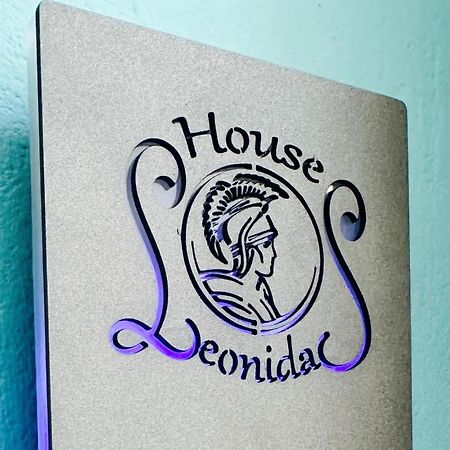 Leonidas House 帕尔加 外观 照片